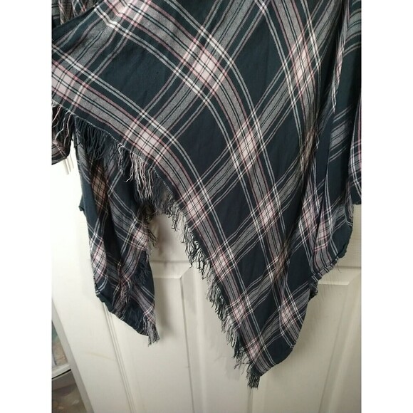 Justice Girls Open Roll Tab Plaid Waterfall Shawl. Size 18 - Picture 5 of 11